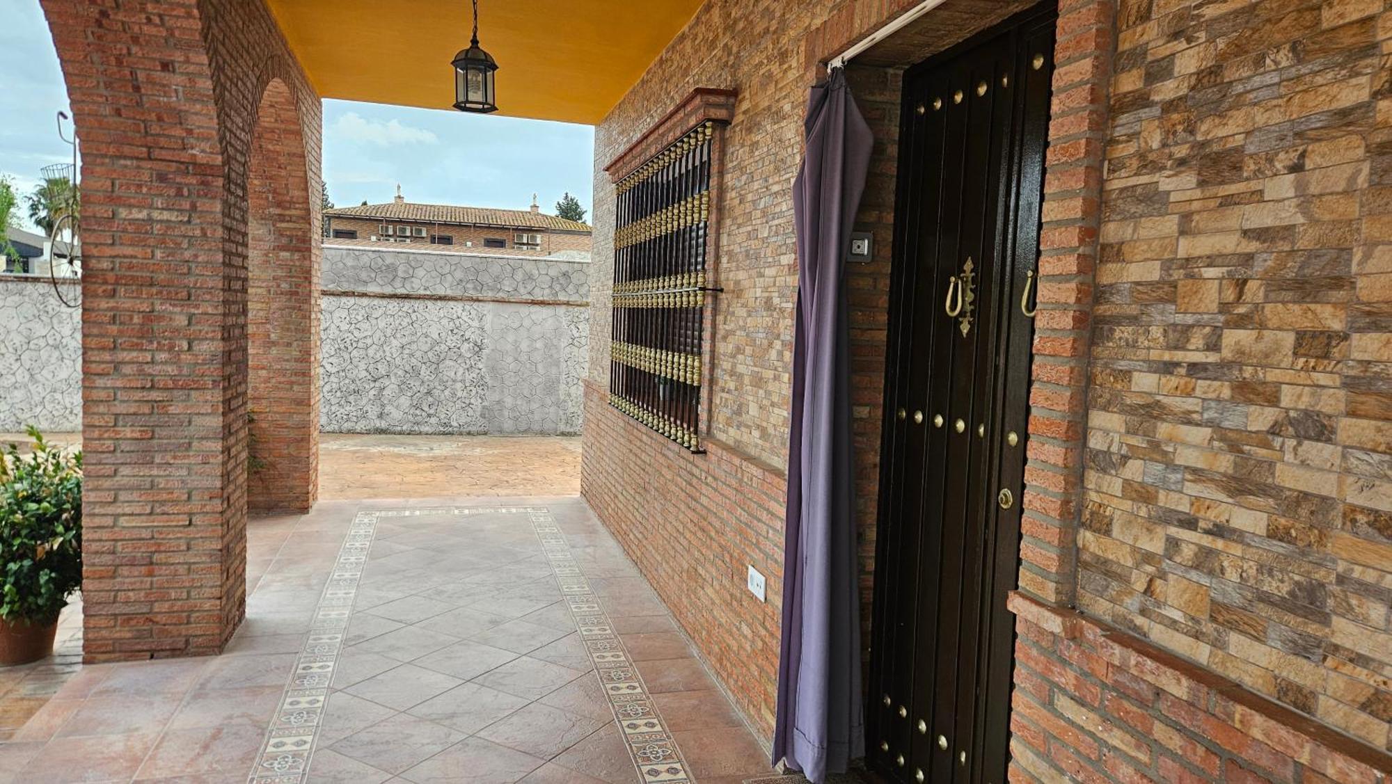 Chalet El Campillo Seville Exterior photo